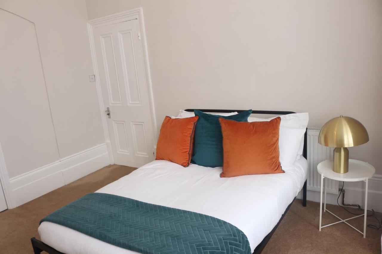 Inviting You To Your Home From Home 10 Minutes From Stratford Westfield Лондон Екстериор снимка